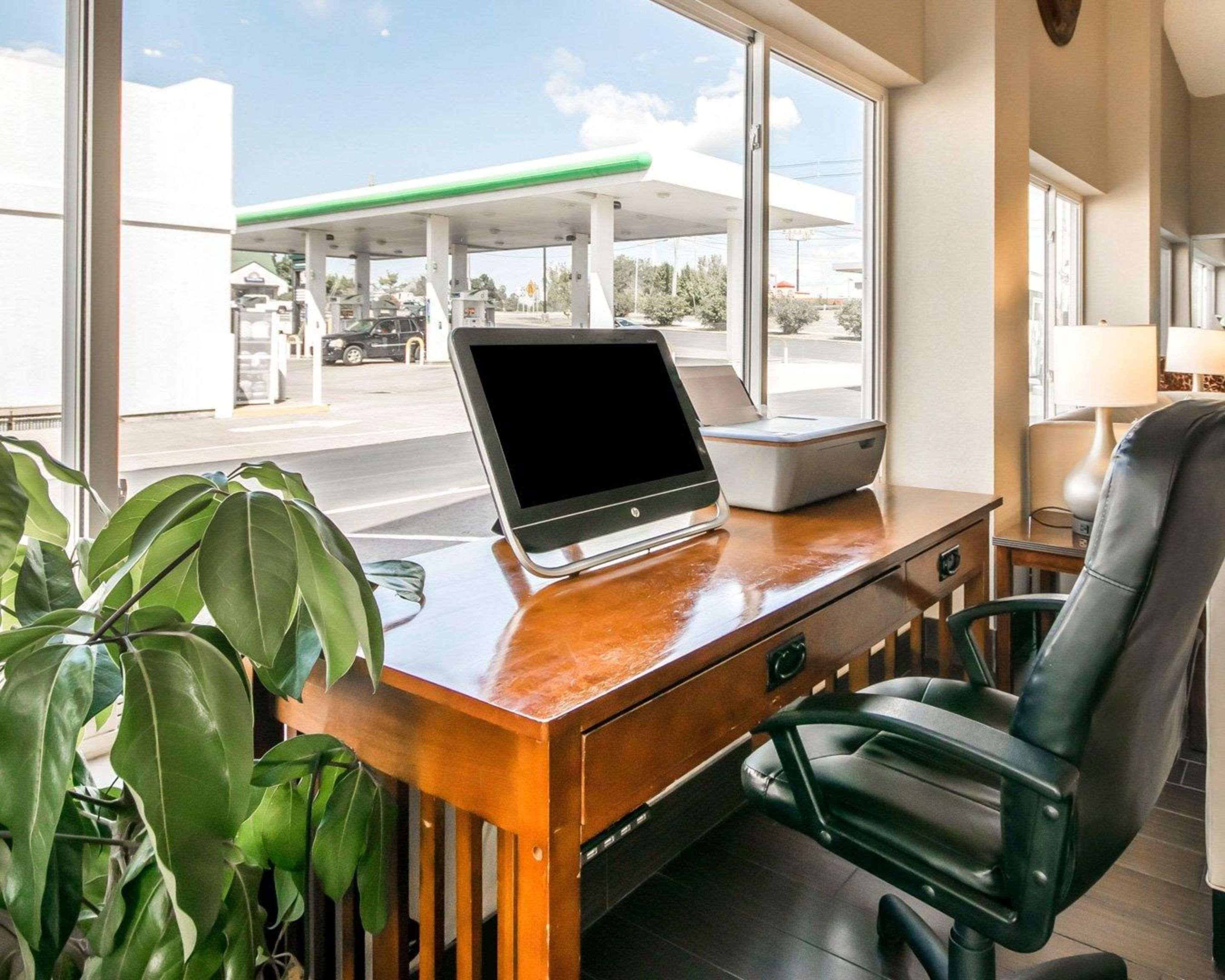 Quality Inn & Suites Elizabethtown Extérieur photo
