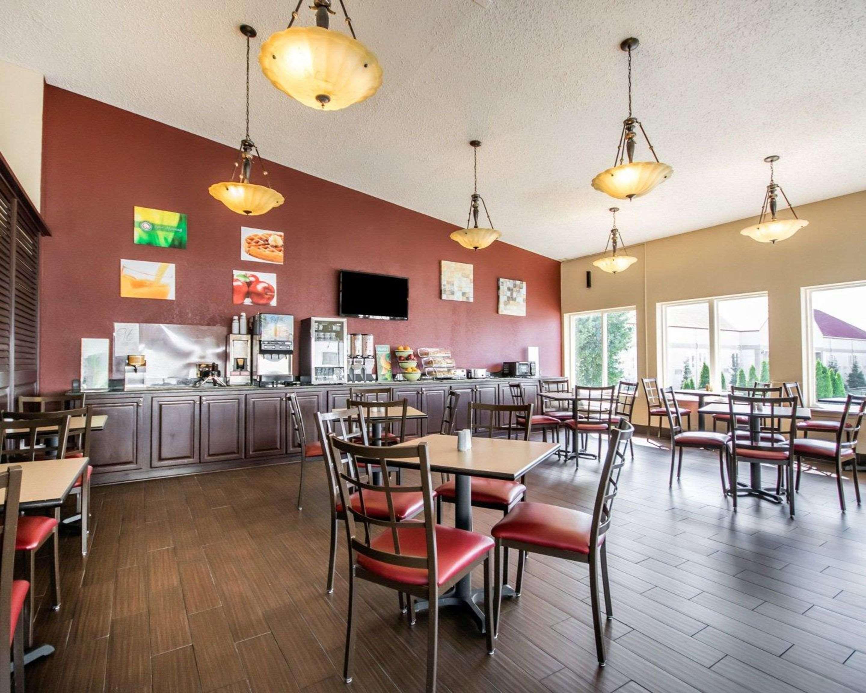 Quality Inn & Suites Elizabethtown Extérieur photo