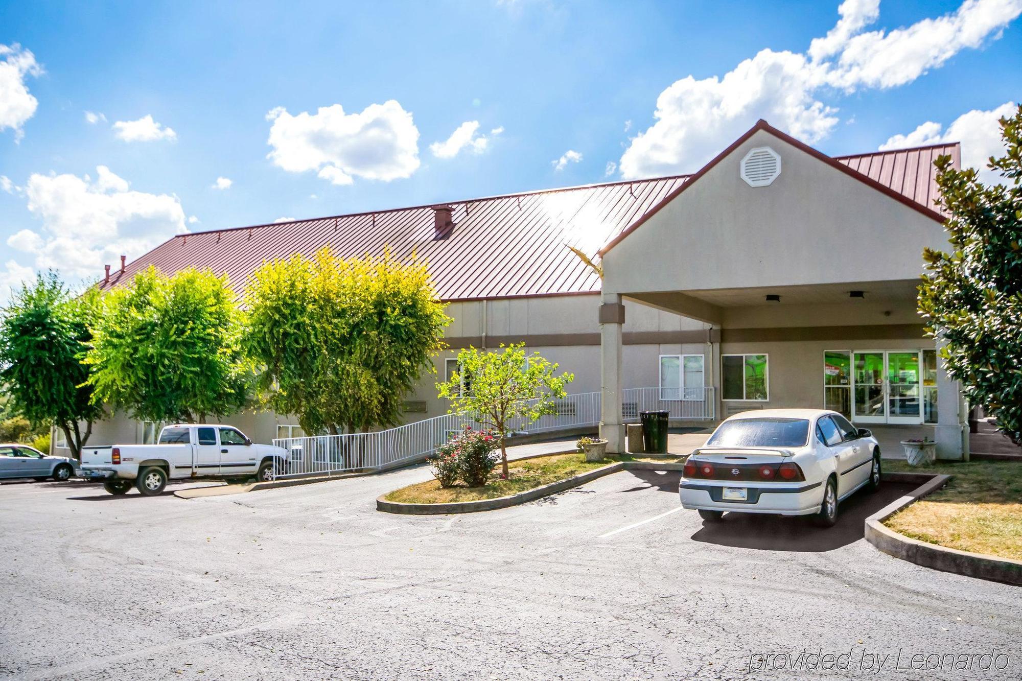 Quality Inn & Suites Elizabethtown Extérieur photo