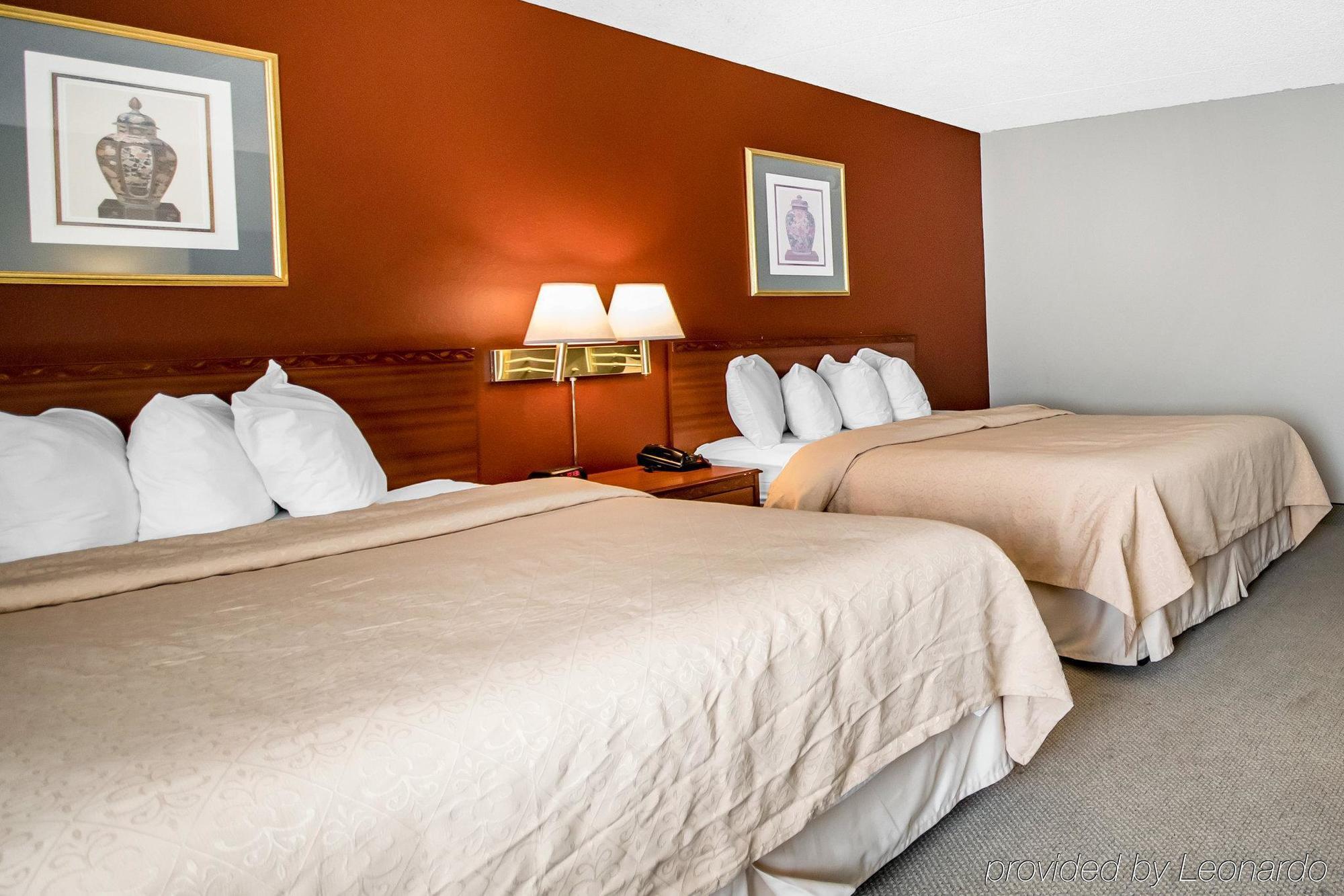 Quality Inn & Suites Elizabethtown Extérieur photo