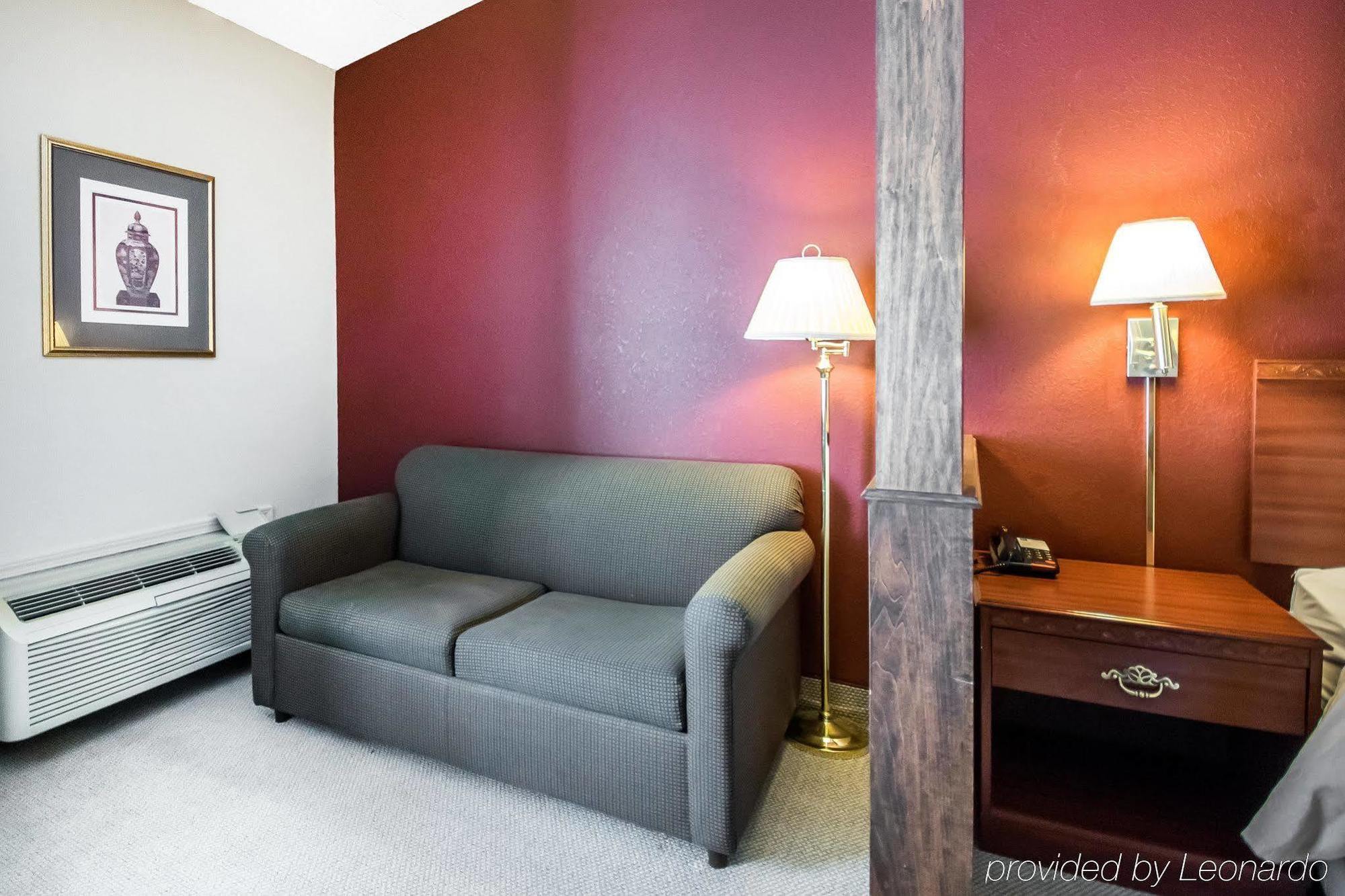 Quality Inn & Suites Elizabethtown Extérieur photo