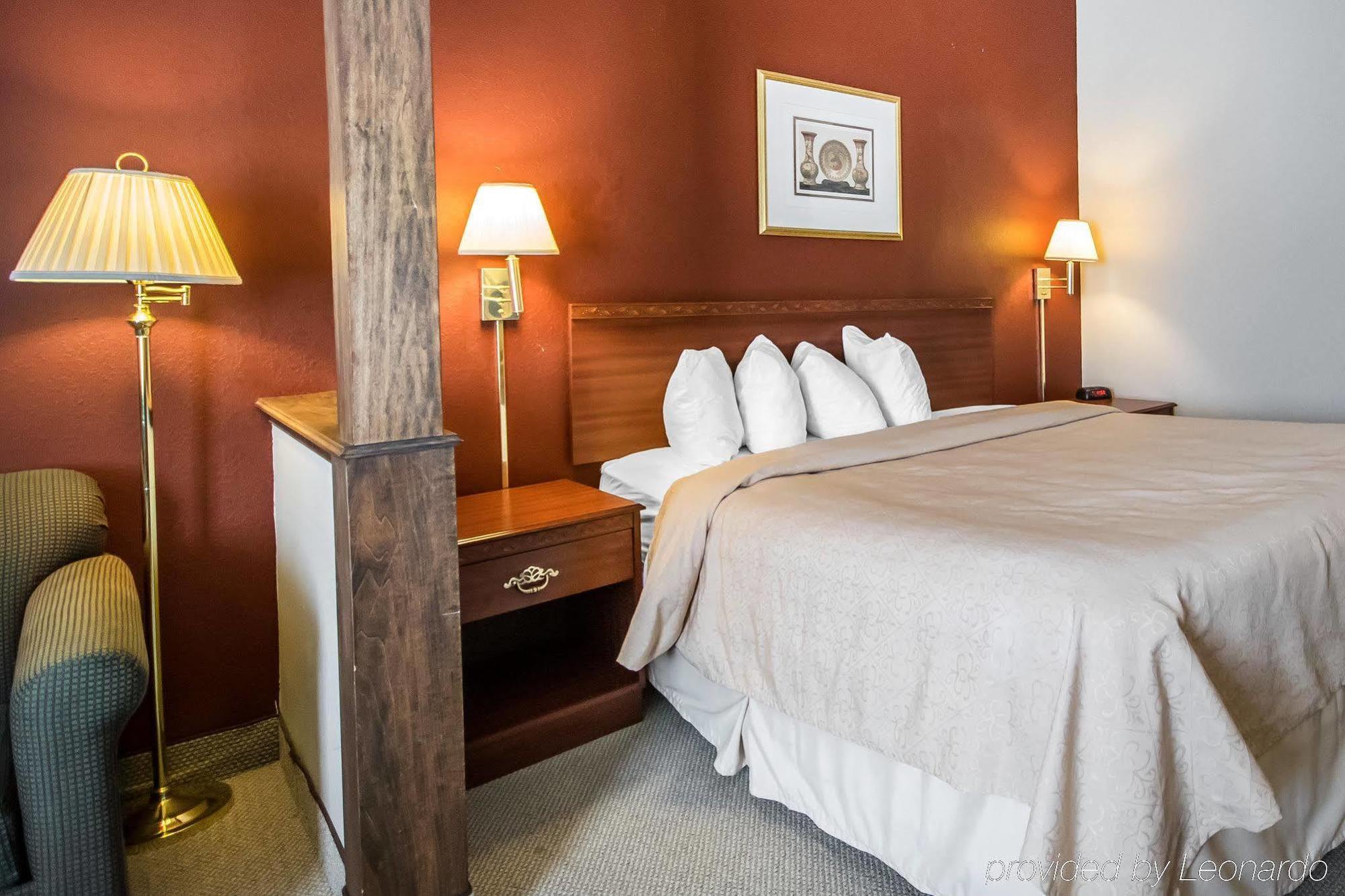 Quality Inn & Suites Elizabethtown Extérieur photo