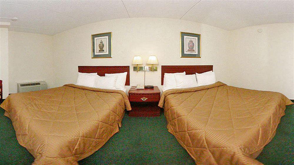 Quality Inn & Suites Elizabethtown Extérieur photo